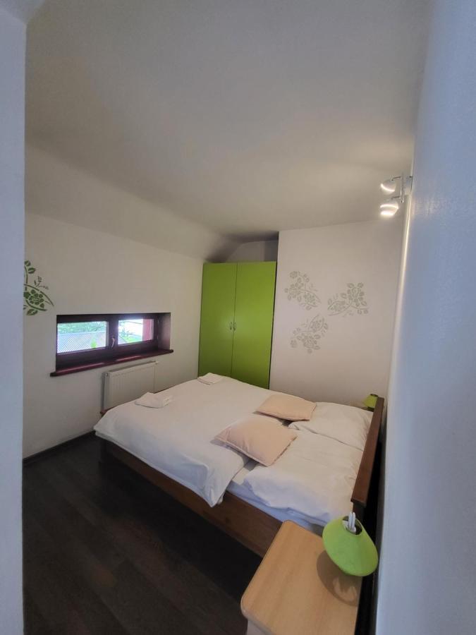 Penzion Jolla Červený Kláštor Exteriör bild